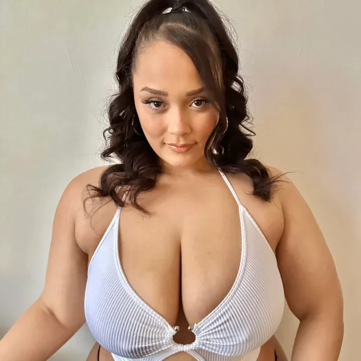 Natalie VdK is a OnlyFans model from the UK.