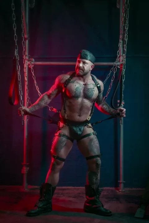 Dickie James is a OnlyFans model from the UK.