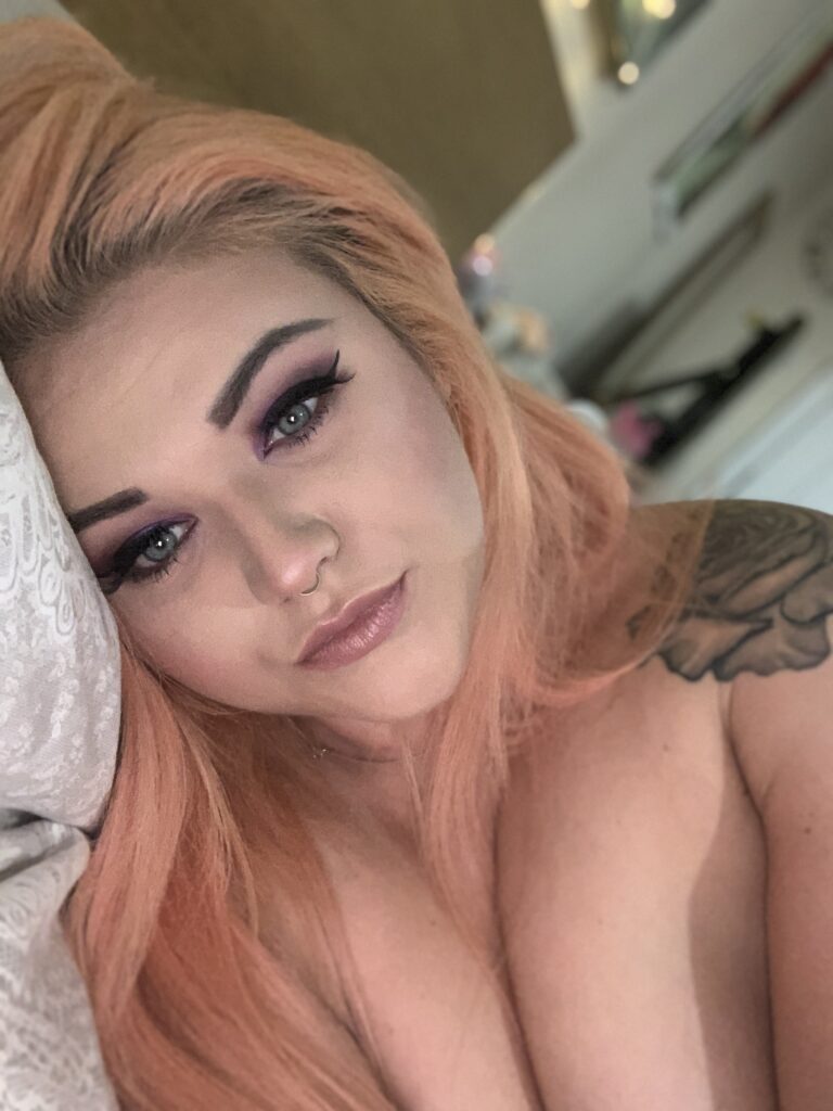 Belle Baby is a OnlyFans model from the UK.
